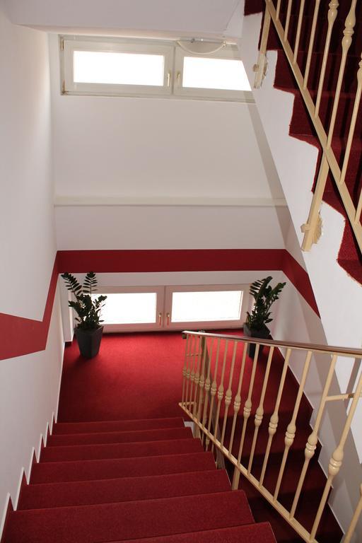 Hotel Anhalt Кётен Экстерьер фото